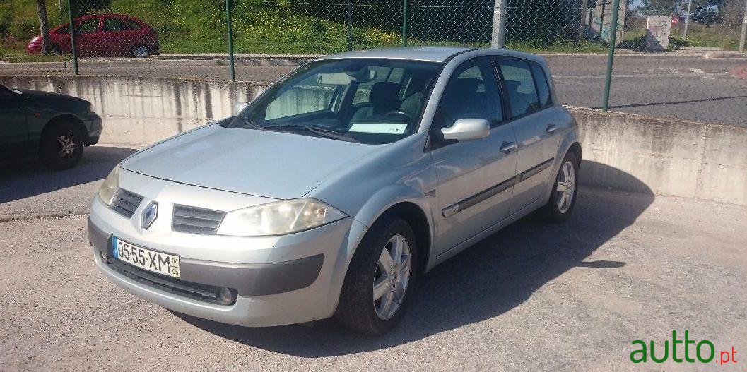 2004' Renault Megane photo #1