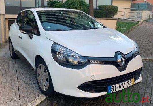 2015' Renault Clio 1.5 Dci photo #3