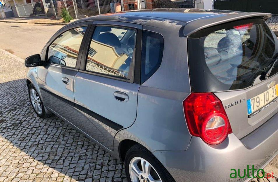 2010' Chevrolet Aveo Ls photo #4