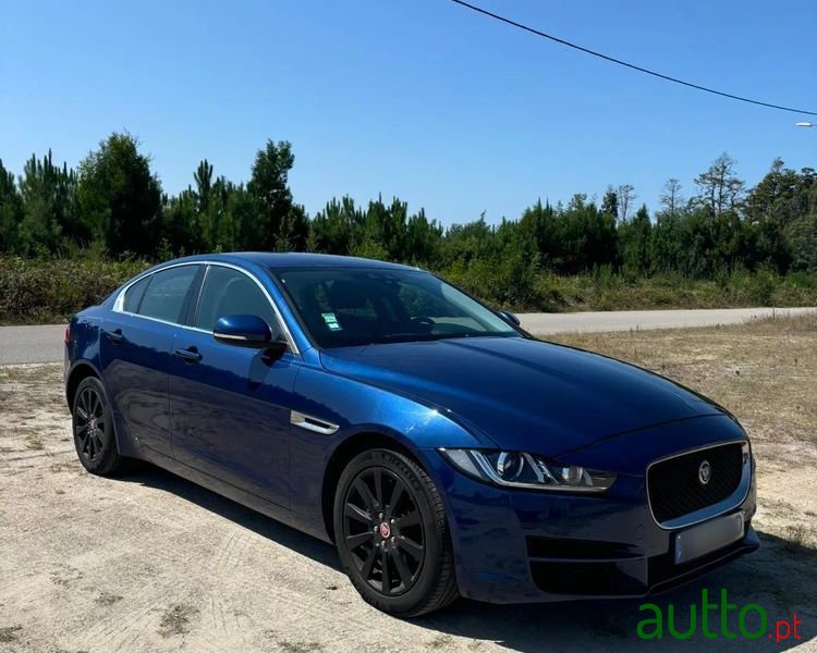 2016' Jaguar XE 2.0 D Prestige photo #2