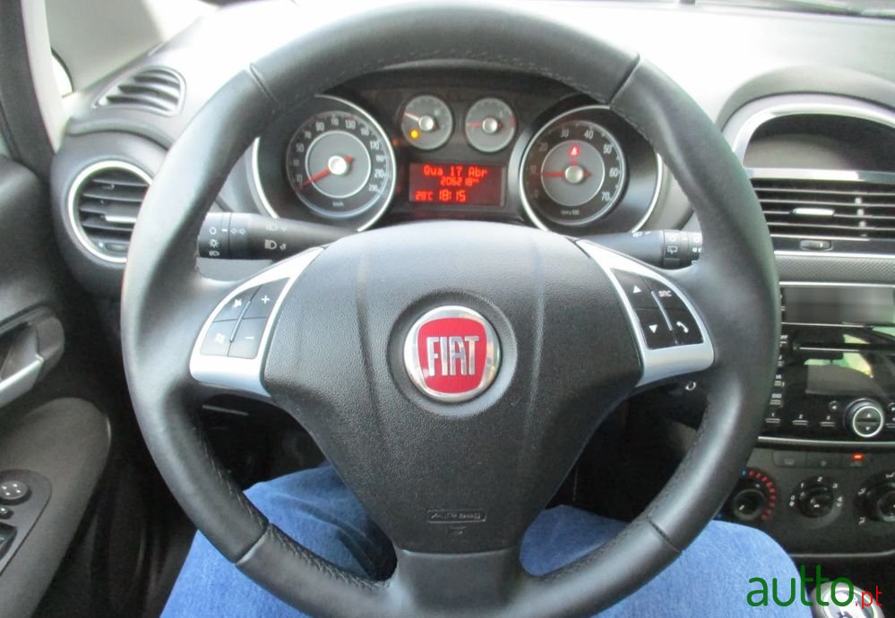 2013' Fiat Punto photo #5