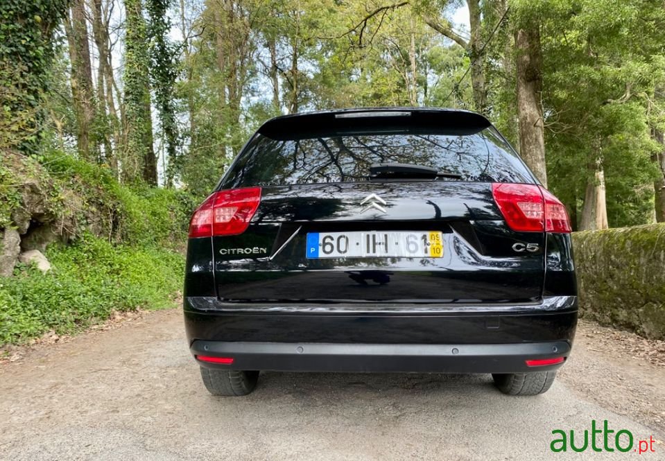 2009' Citroen C5 Tourer photo #4