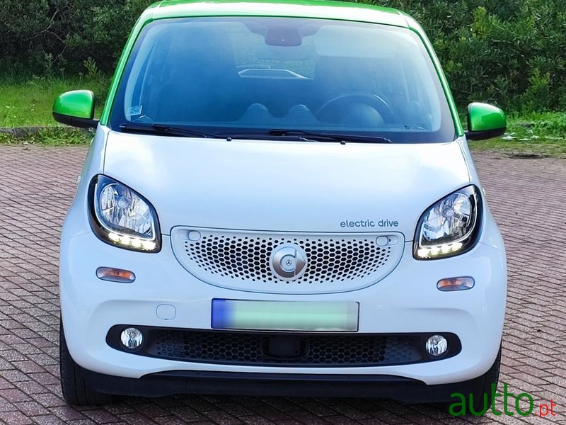 2017' Smart Forfour Electric Drive Passion photo #2