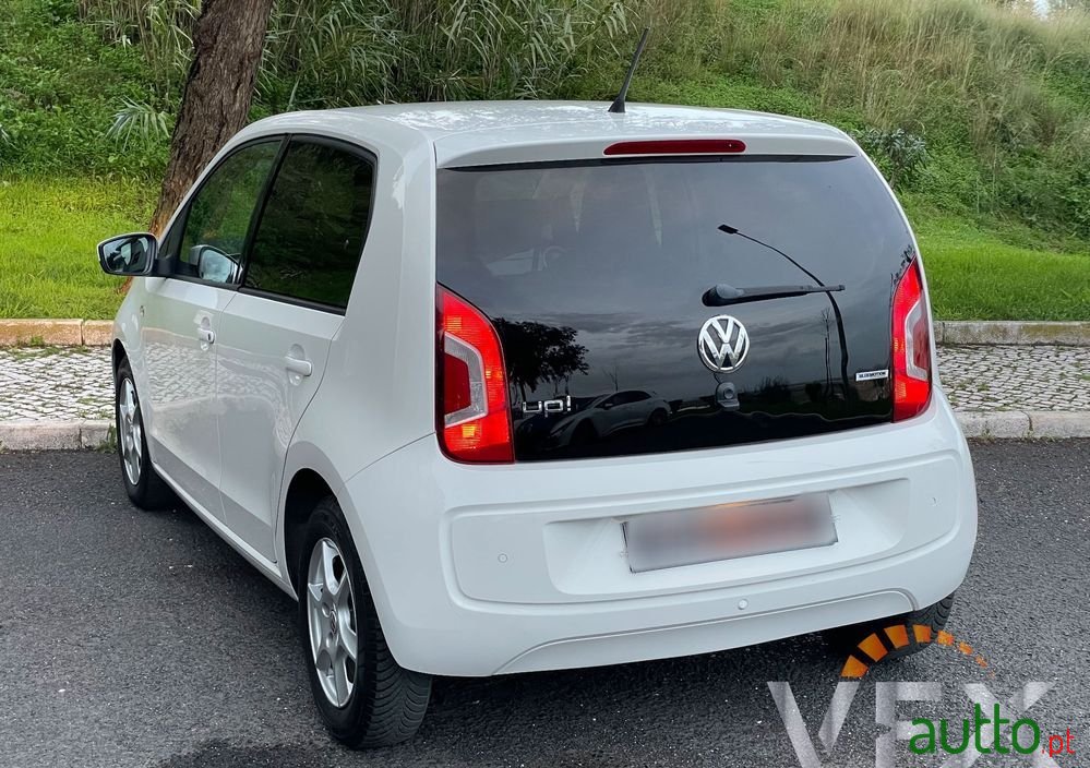 2014' Volkswagen Up! photo #6