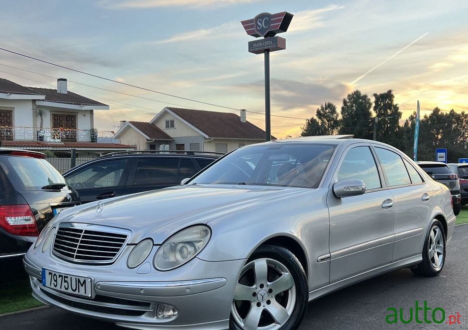 2003' Mercedes-Benz E-200 photo #1