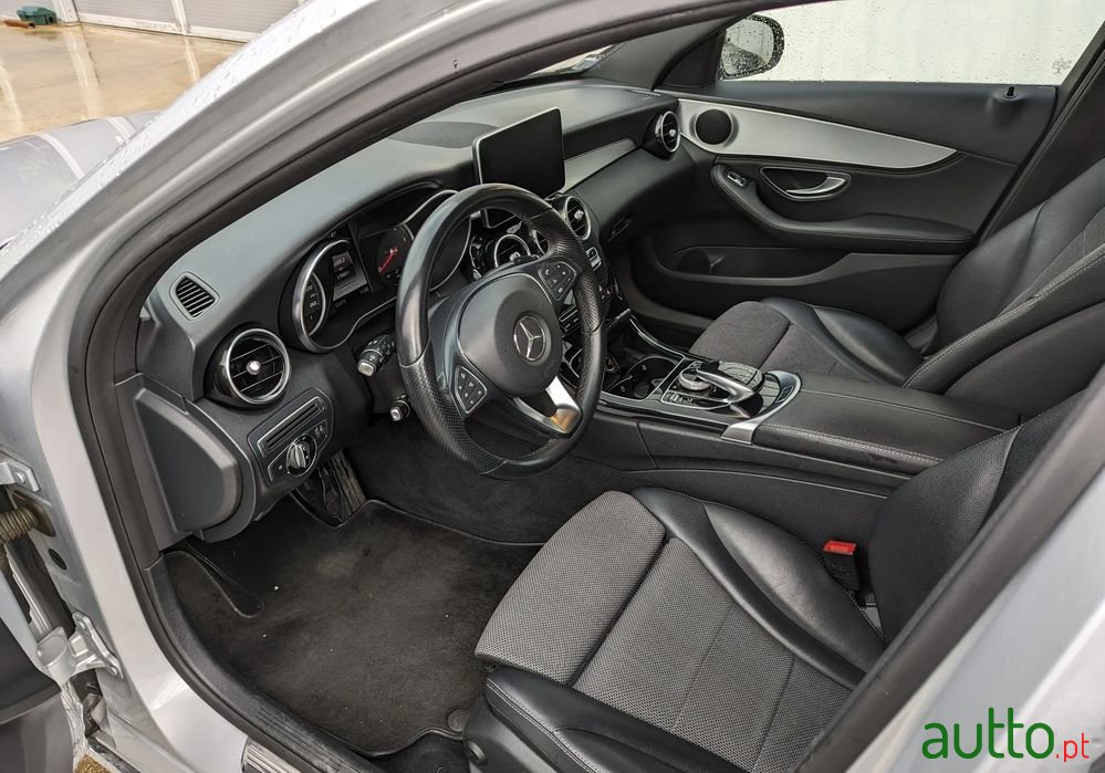 2015' Mercedes-Benz C 220 photo #3