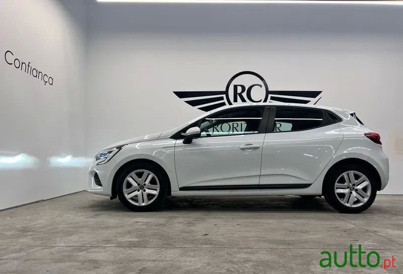 2021' Renault Clio photo #5