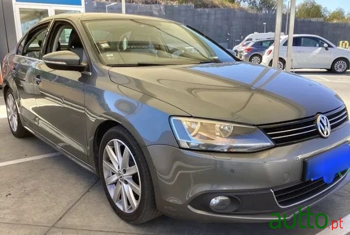 2011' Volkswagen Jetta photo #1
