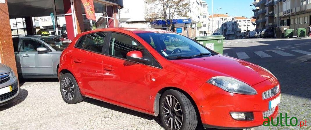 2011' Fiat Bravo photo #2