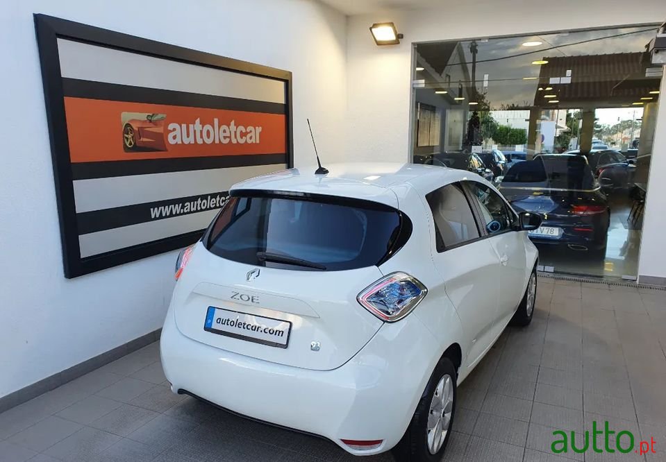 2015' Renault Zoe photo #4