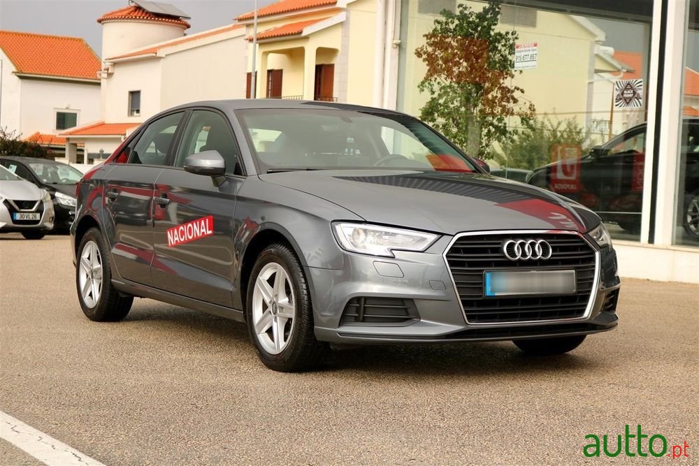 2017' Audi A3 photo #2