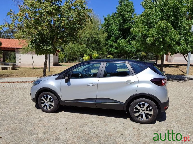 2019' Renault Captur 0.9 Tce Exclusive photo #2