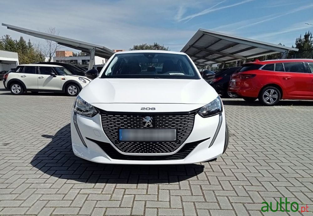 2022' Peugeot e-208 photo #2