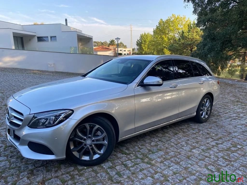 2014' Mercedes-Benz C-200 photo #1