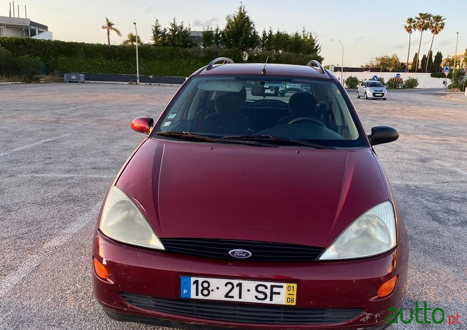 2001' Ford Focus photo #5