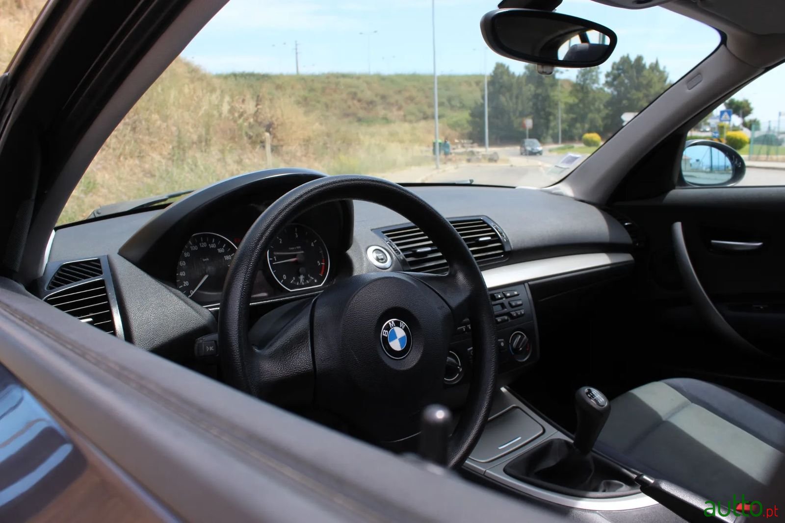 2005' BMW 120 photo #5