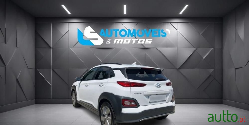 2021' Hyundai Kauai Ev 39Kwh Premium photo #3