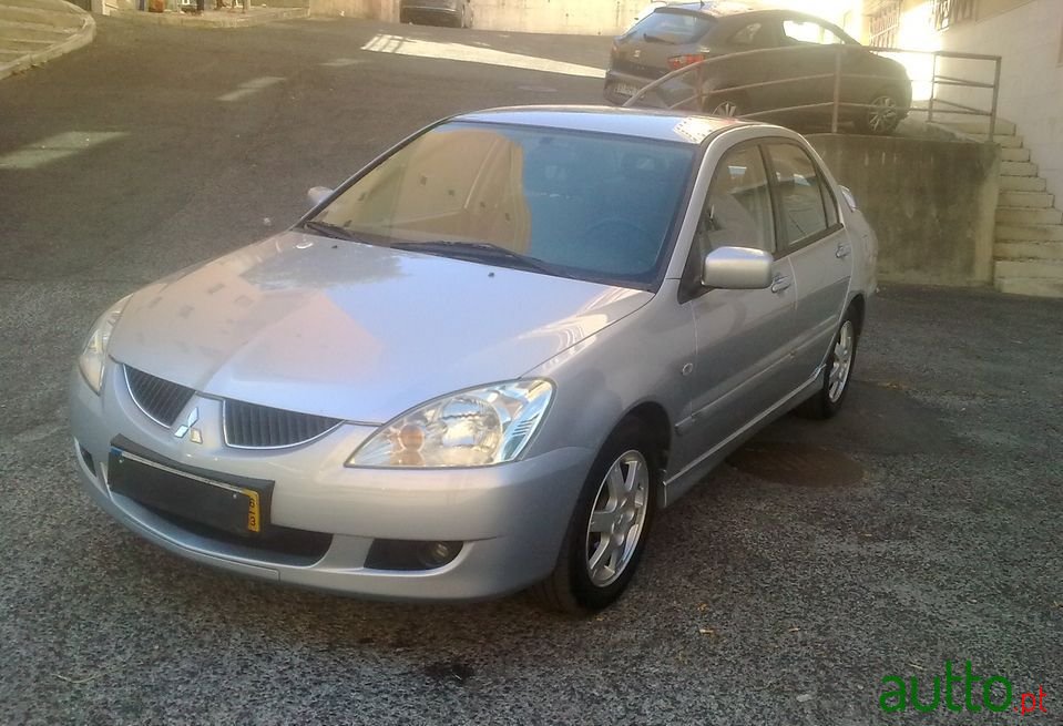 2006' Mitsubishi Lancer photo #4