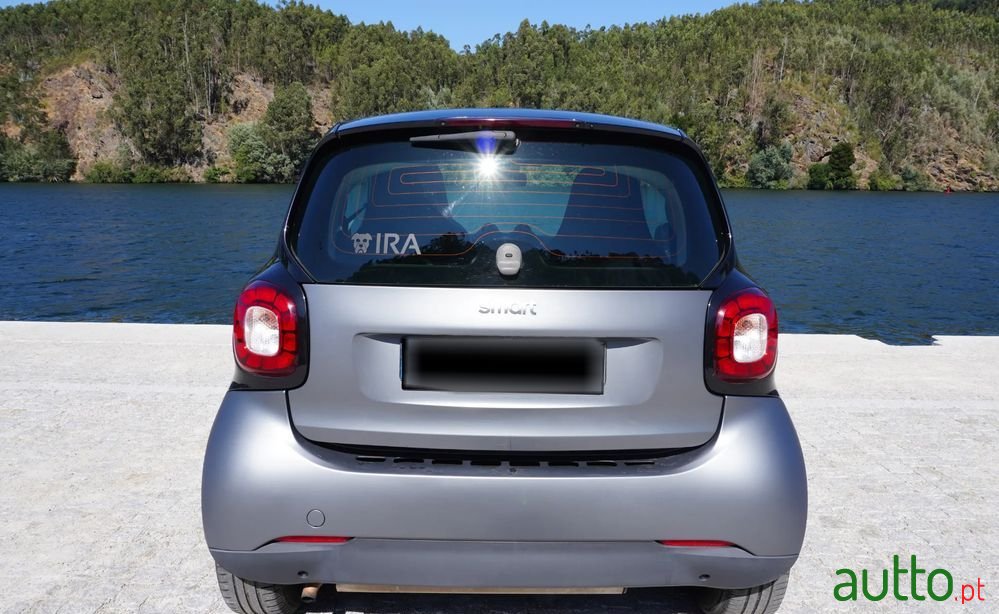 2016' Smart Fortwo Passion photo #5