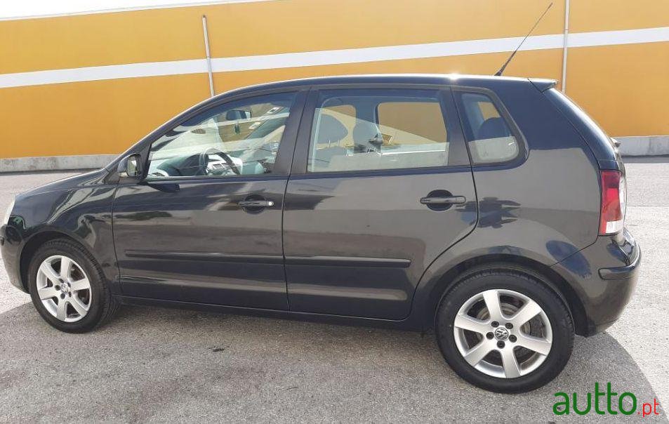 2006' Volkswagen Polo photo #3