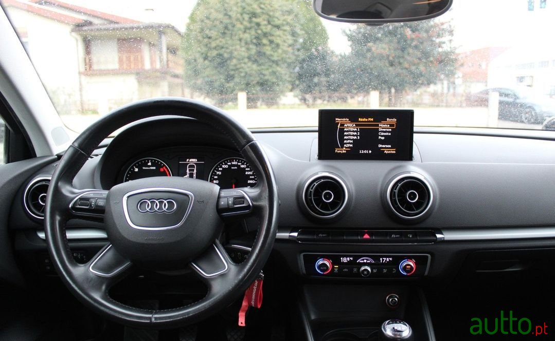 2014' Audi A3 Limousine photo #4