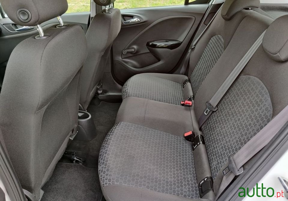 2016' Opel Corsa photo #4