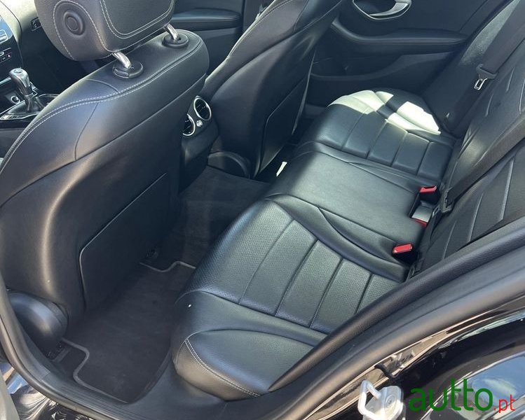 2015' Mercedes-Benz Classe C photo #6