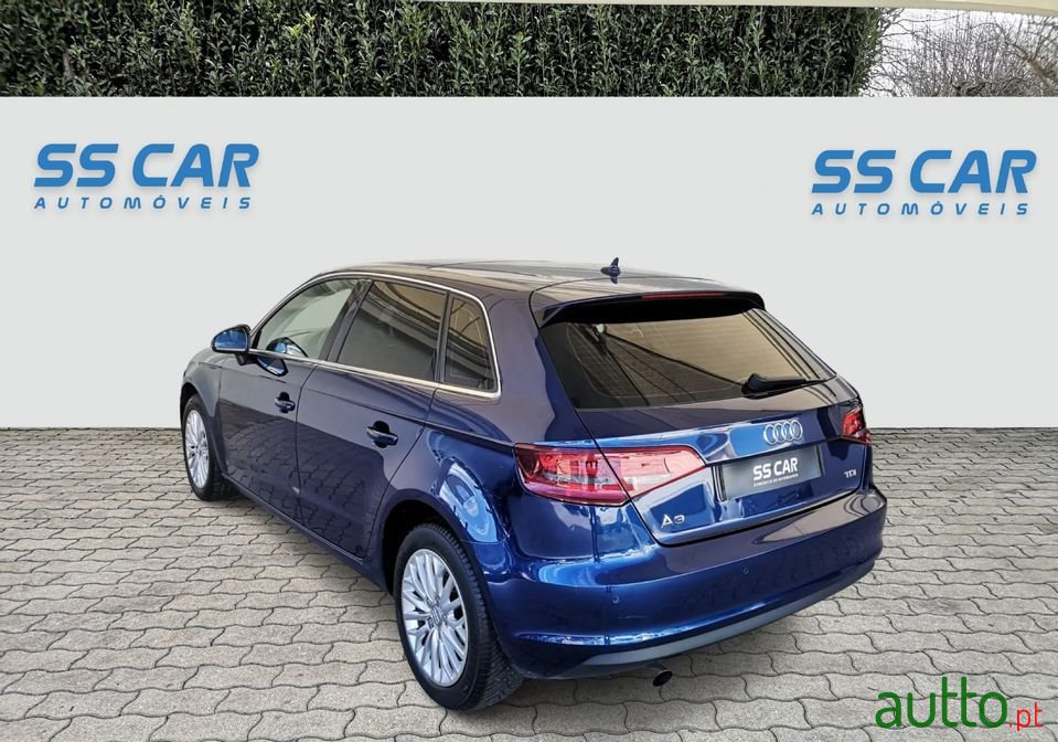 2014' Audi A3 Sportback photo #4