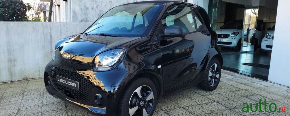 2020' Smart Fortwo Eq Passion photo #3