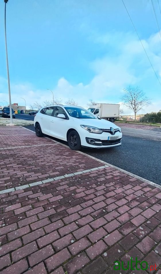2015' Renault Megane Break photo #5