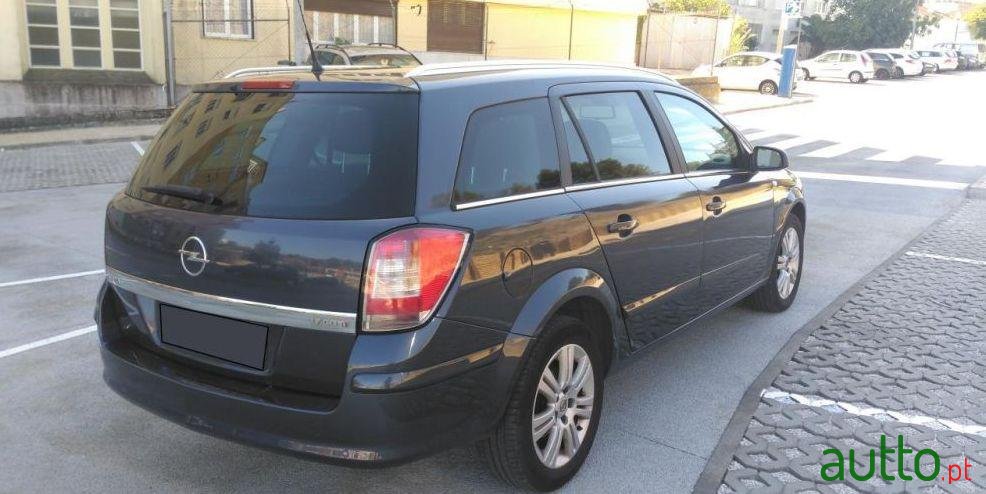 2007' Opel Astra-Caravan 1.7 Cdti Cosmo photo #1