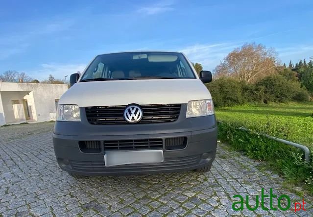 2004' Volkswagen Transporter photo #1
