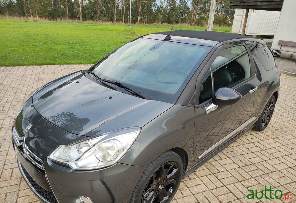 2013' Citroen DS3 photo #2