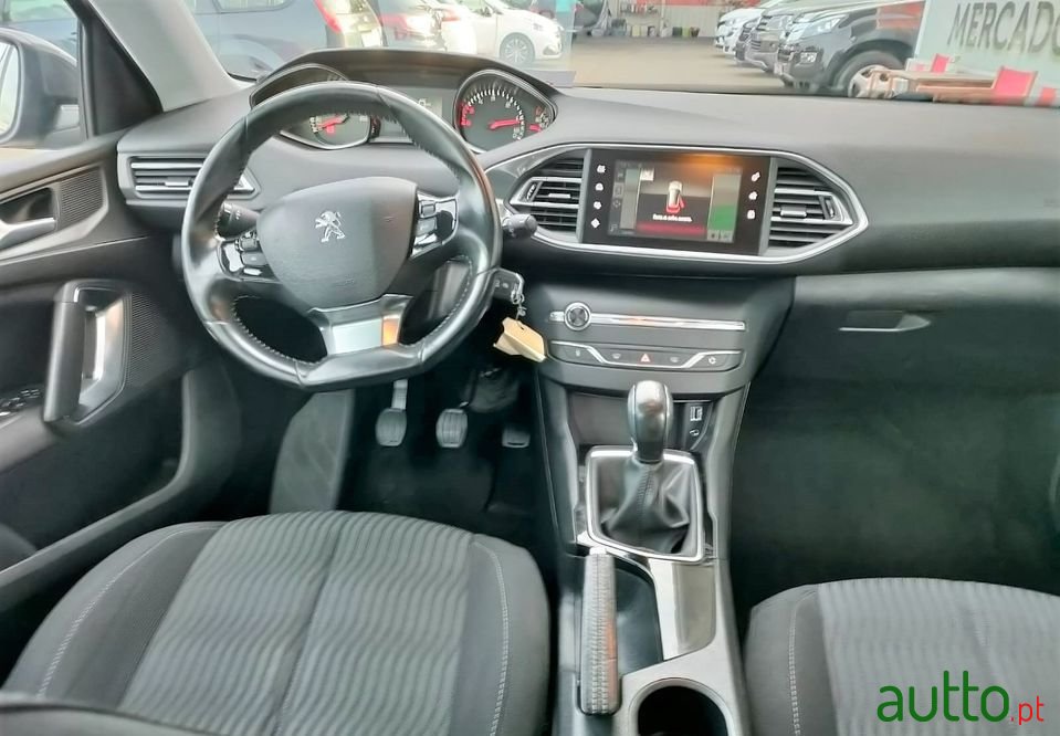 2016' Peugeot 308 Sw photo #4