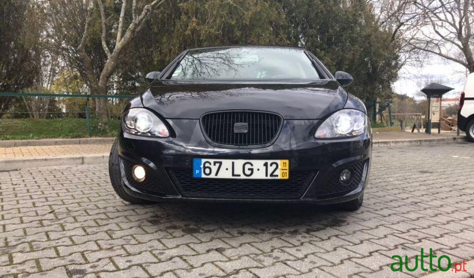 2011' SEAT Leon Style Ecomotive photo #2