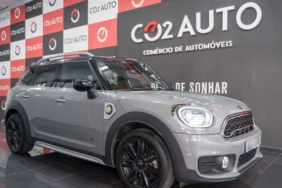 2020' MINI Countryman Cooper