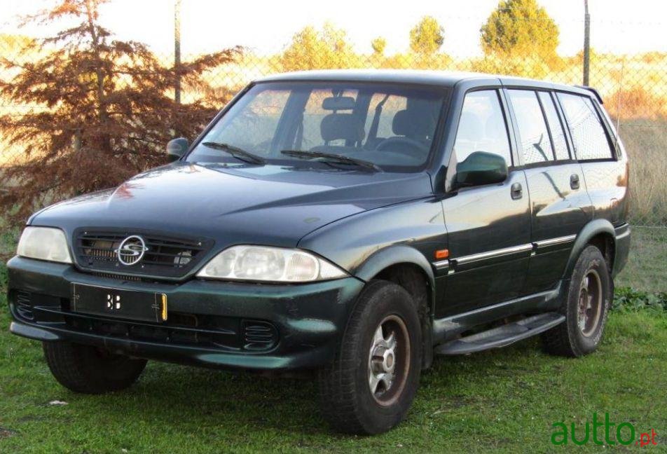 1999' SsangYong Musso 601 2.3 Tdi El photo #2