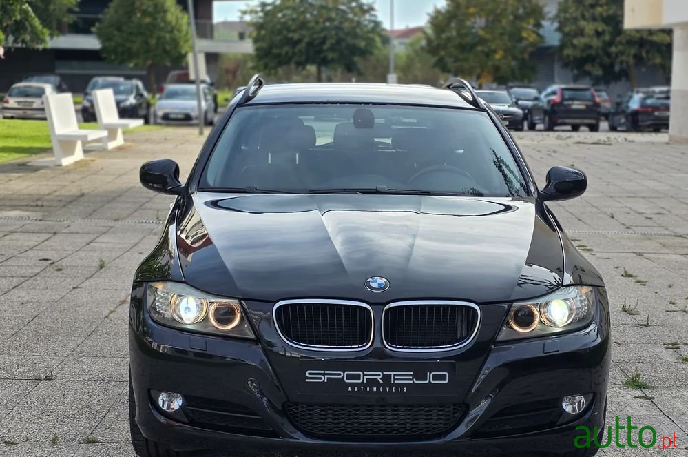 2009' BMW Série 3 photo #2