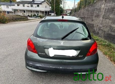 2006' Peugeot 207 photo #2