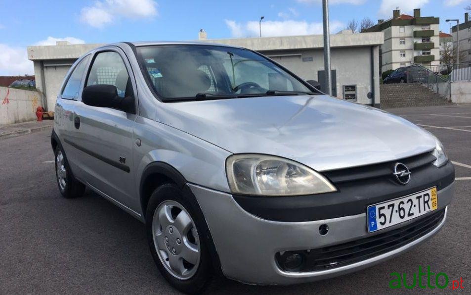 2002' Opel Corsa Sport photo #2