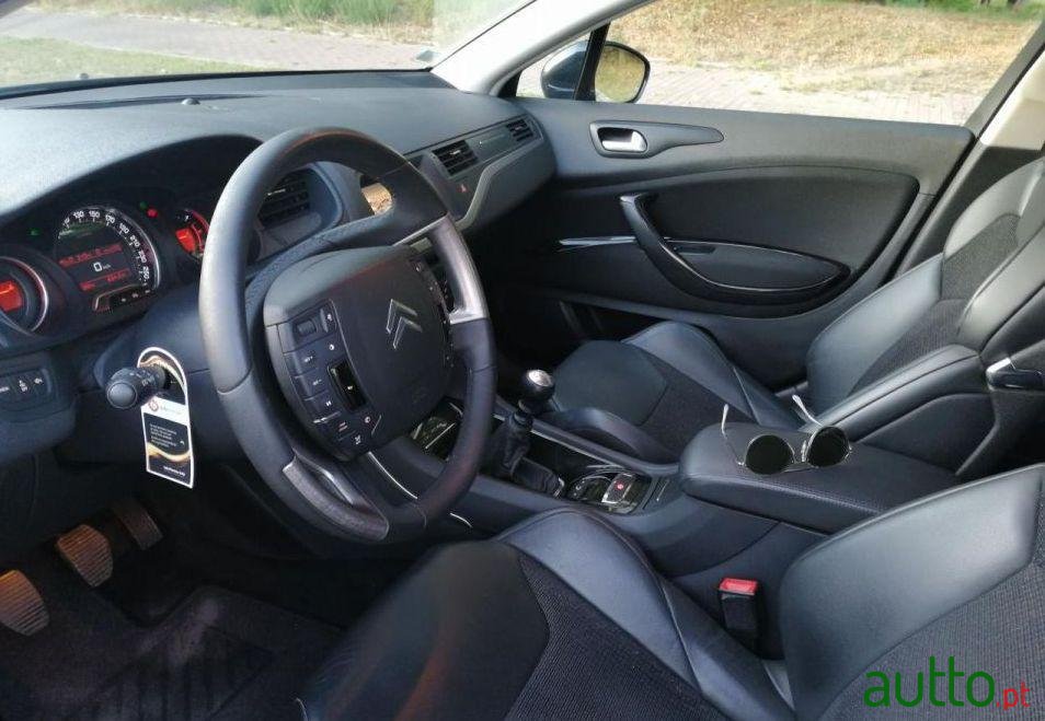 2009' Citroen C5 photo #1