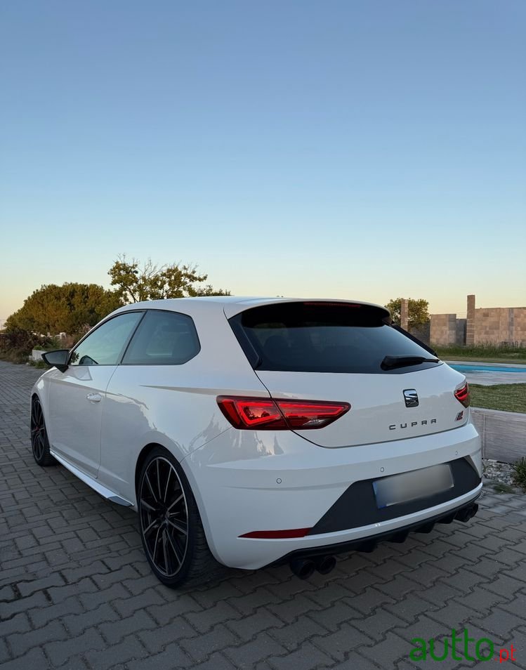 2017' SEAT Leon photo #6