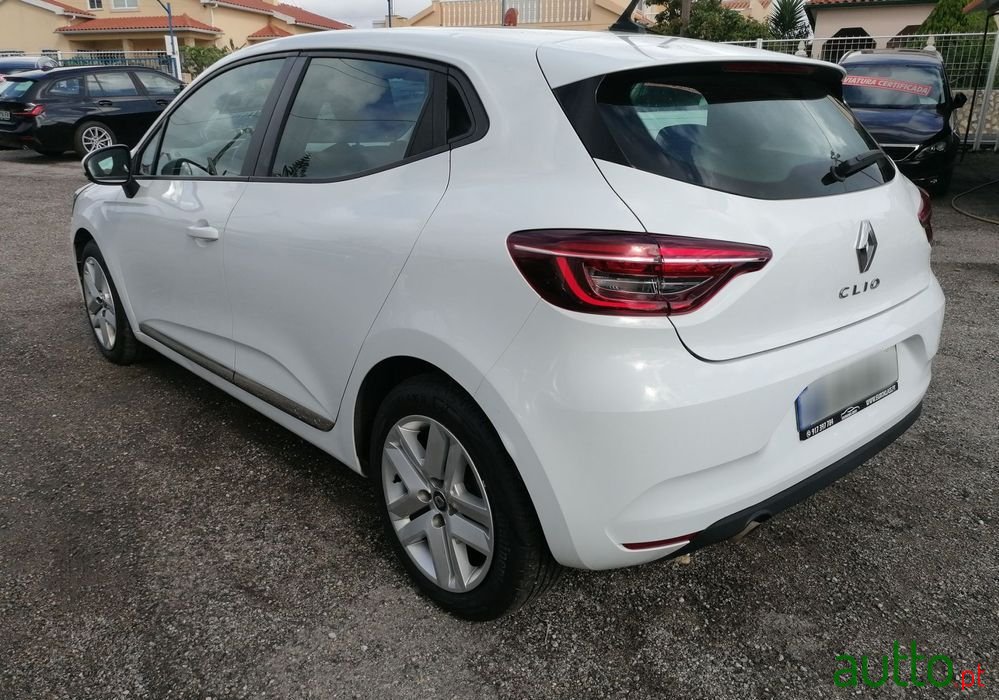 2021' Renault Clio photo #5