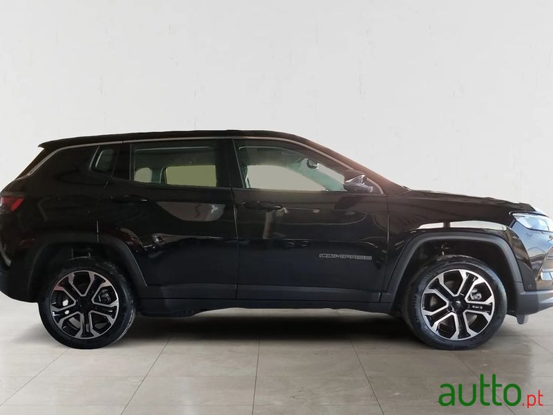 2024' Jeep Compass 1.3 Tg 4Xe Atitude photo #5