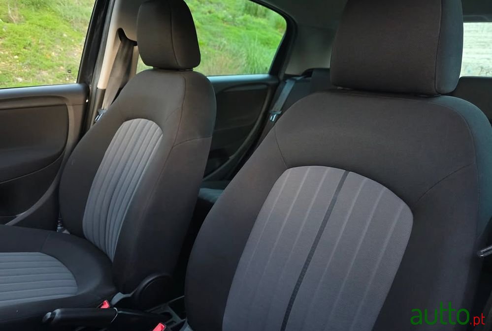 2018' Fiat Punto 1.2 Lounge S&S photo #6