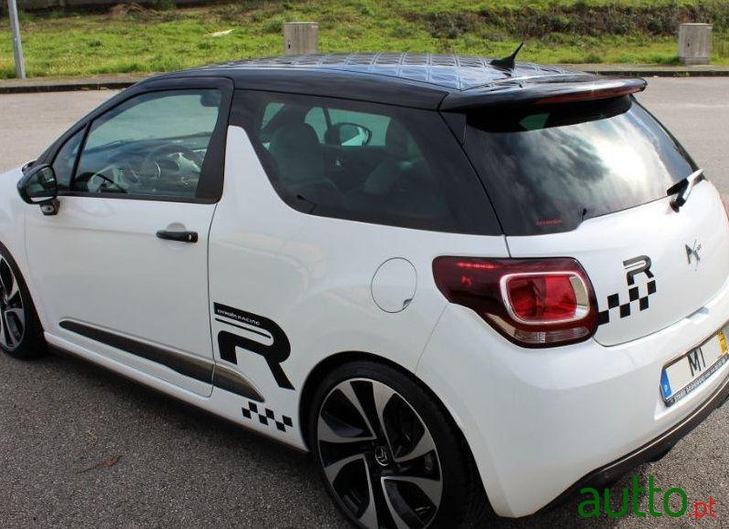 2012' Citroen DS3 photo #5