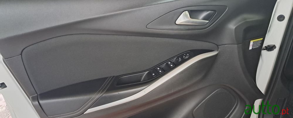 2019' Opel Grandland X photo #4