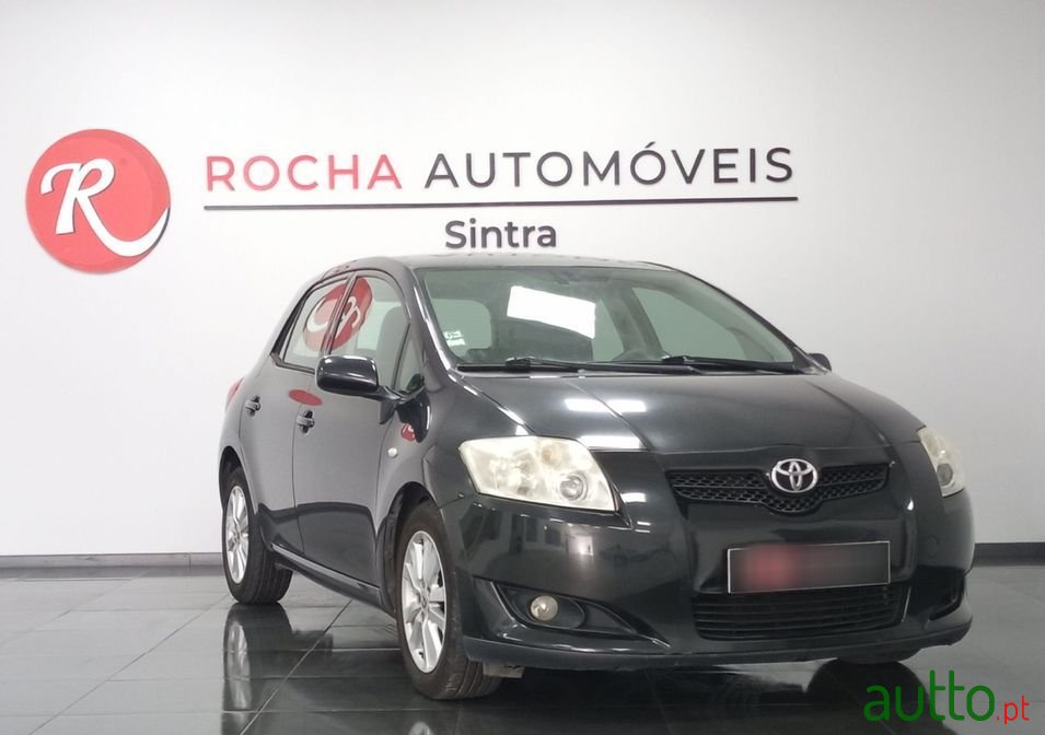 2007' Toyota Auris photo #3