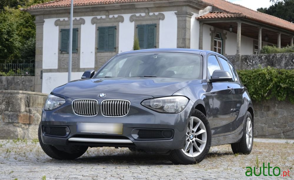 2012' BMW Série 1 Da Line Urban photo #1