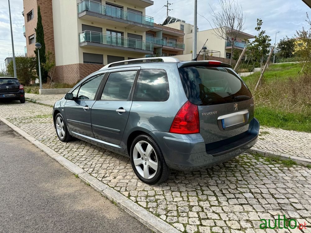 2006' Peugeot 307 Sw photo #3